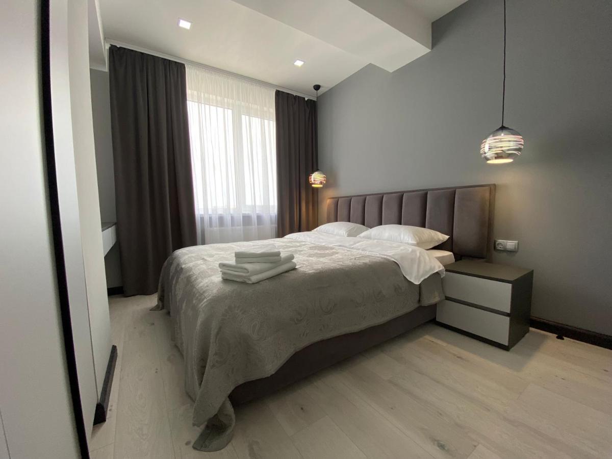 Minimalist Style Apartment With Best Location Chisinau Exterior photo