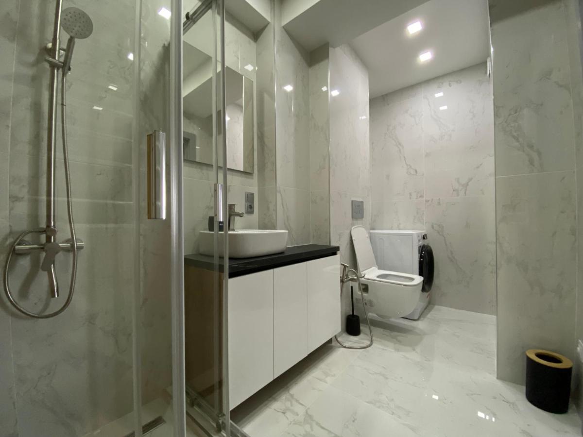 Minimalist Style Apartment With Best Location Chisinau Exterior photo