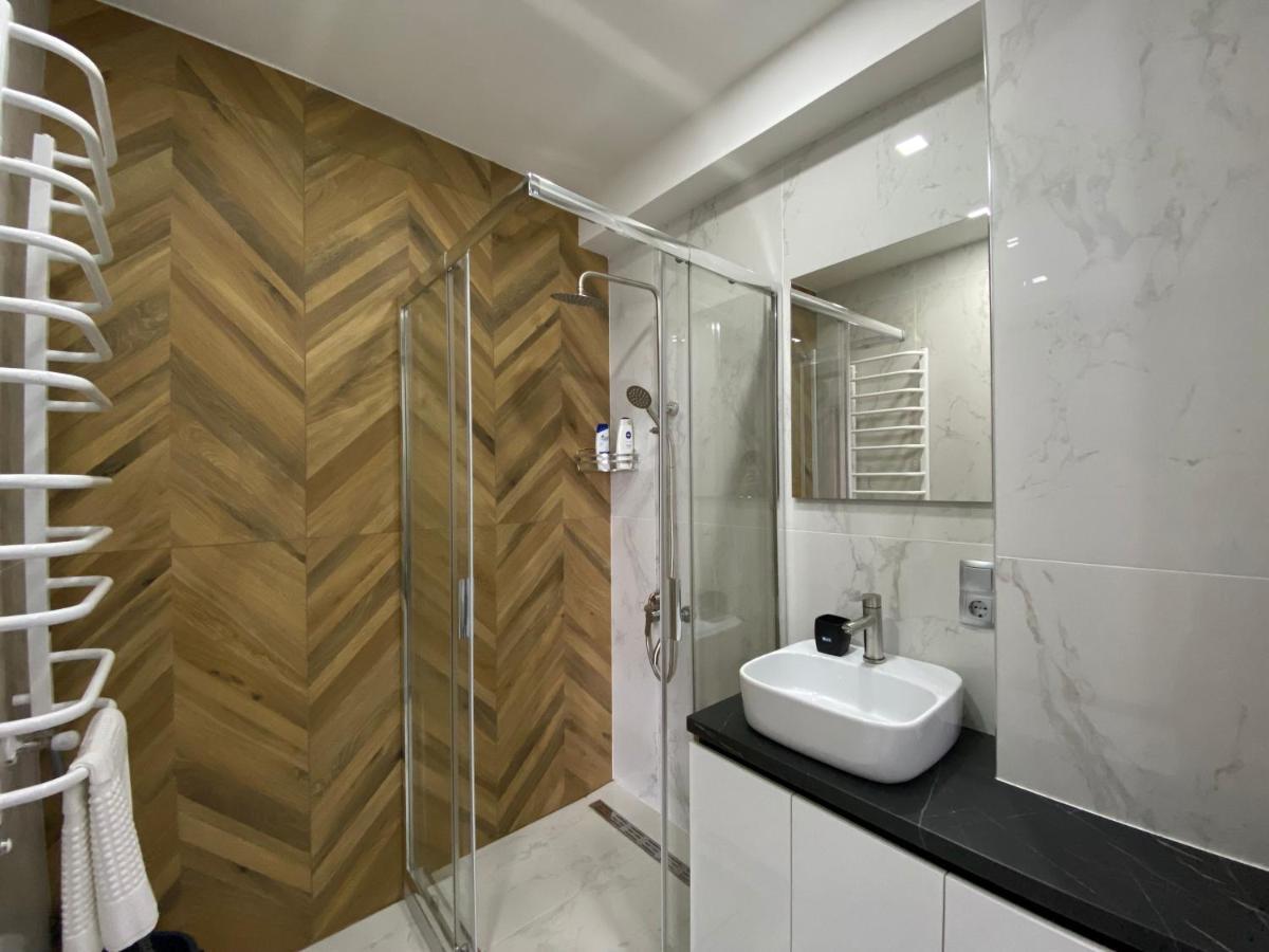 Minimalist Style Apartment With Best Location Chisinau Exterior photo